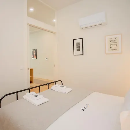 Apartman Liiiving In - Haven Pool