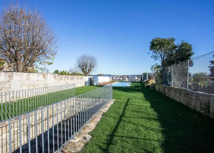 Liiiving In - Haven Pool *