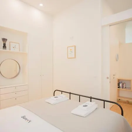 Liiiving In - Haven Pool Apartment *