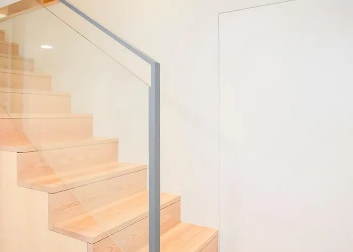 Liiiving In - Haven Pool * Πόρτο