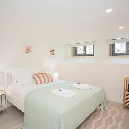 Liiiving In - Haven Pool