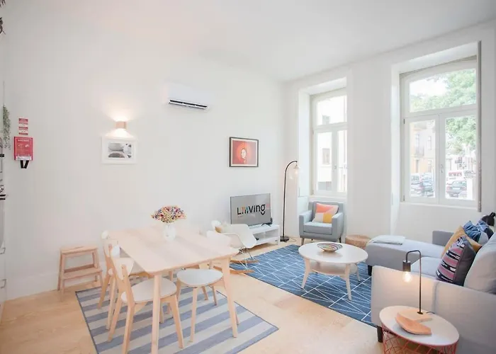 Liiiving In - Haven Pool