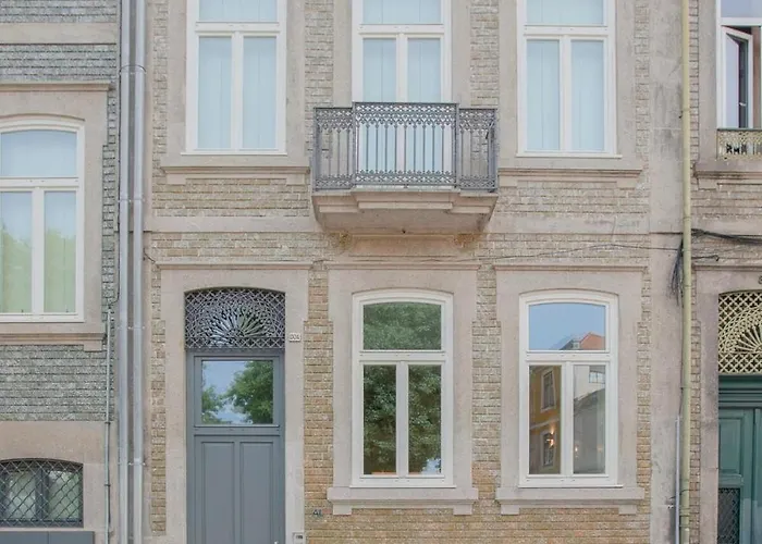 Liiiving In - Haven Pool Appartement